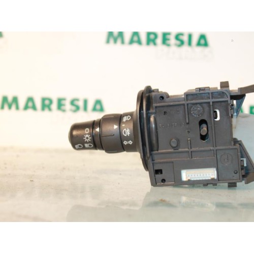 Renault - Megane Scenic - Indicator switch