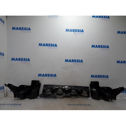 Citroen - C4 Cactus - Rear bumper frame