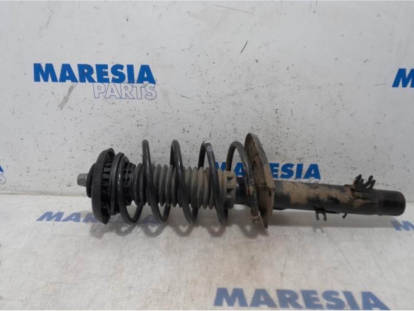 Citroen - C4 Cactus - Front shock absorber rod, right