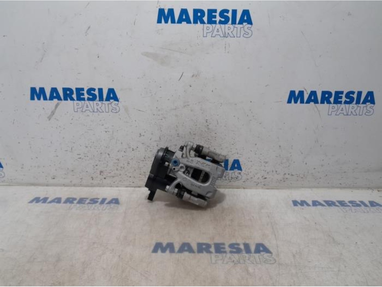 Citroen - DS3 - Rear brake calliper, left