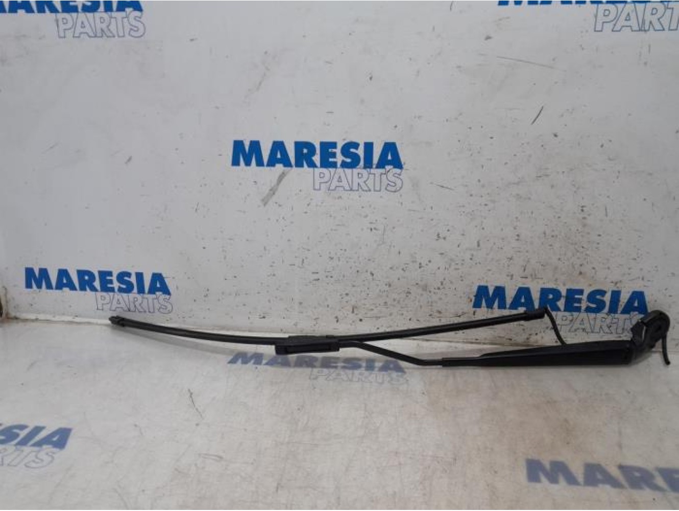 Citroen - C4 Cactus - Front wiper arm