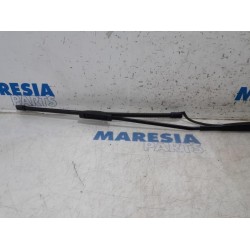 Citroen - C4 Cactus - Front wiper arm