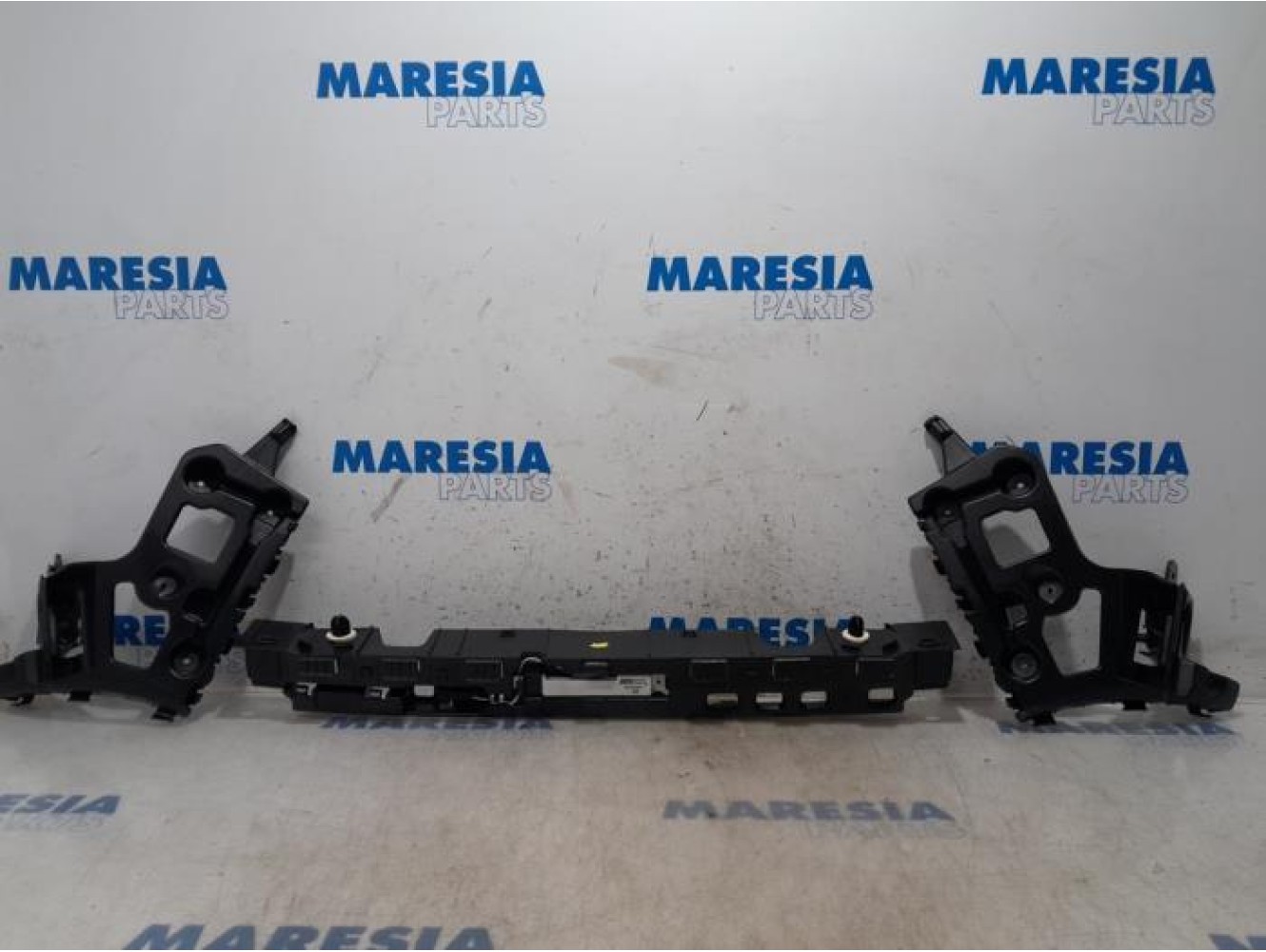 Renault - Captur - Rear bumper frame