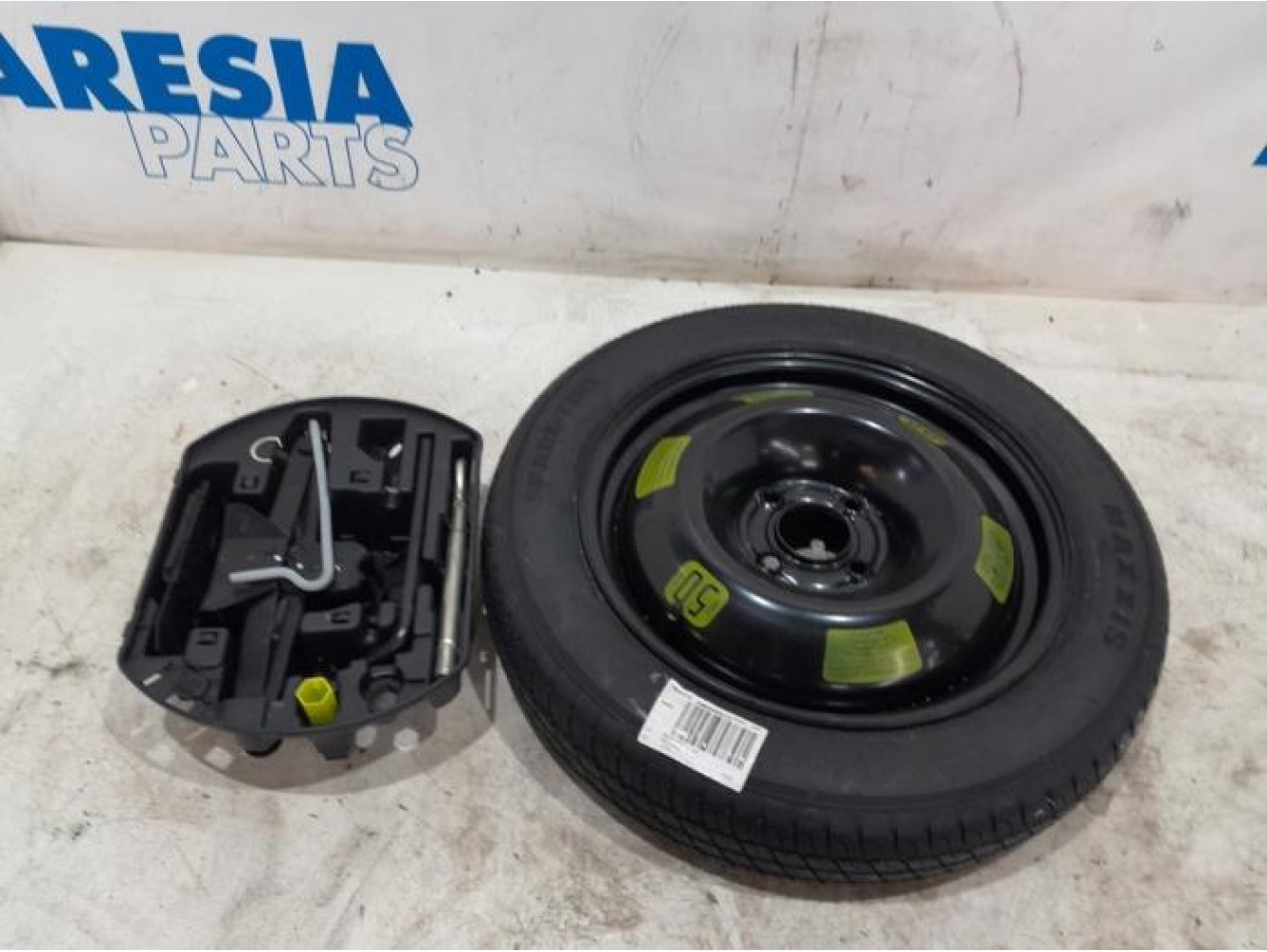 Citroen - DS3 - Krikset + reservewiel