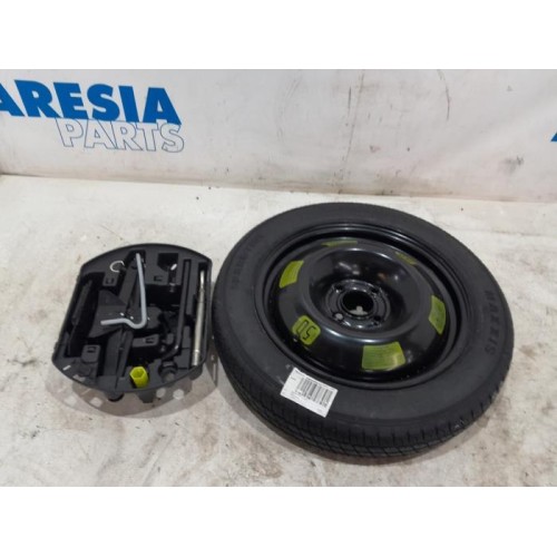 Citroen - DS3 - Krikset + reservewiel