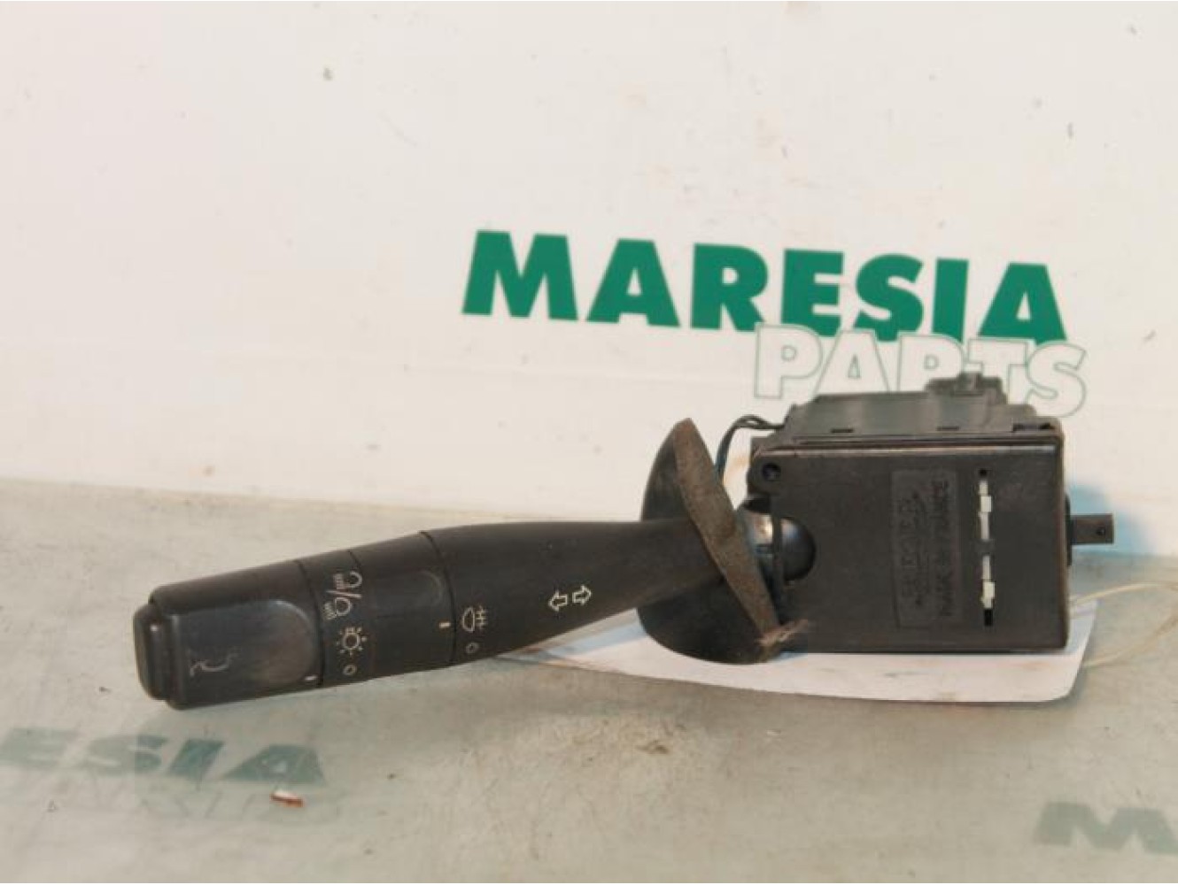 Citroen - Berlingo - Indicator switch