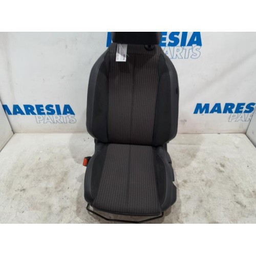 Citroen - DS3 - Seat, left