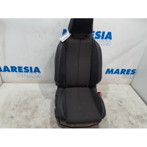 Citroen - DS3 - Seat, right