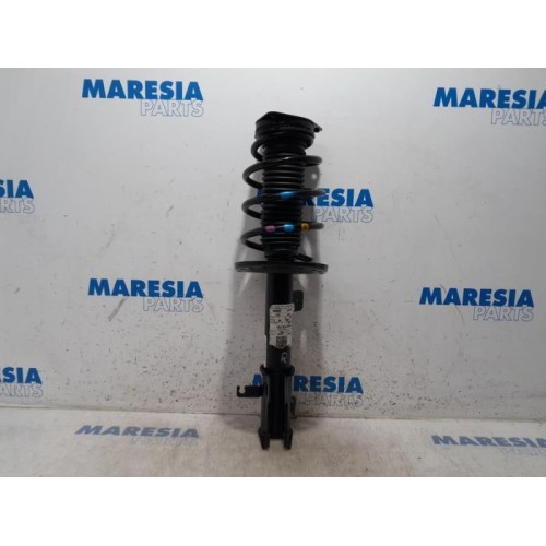 Citroen - DS3 - Front shock absorber rod, right