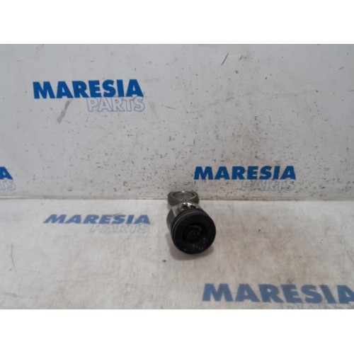 Citroen - C4 Picasso - Piston