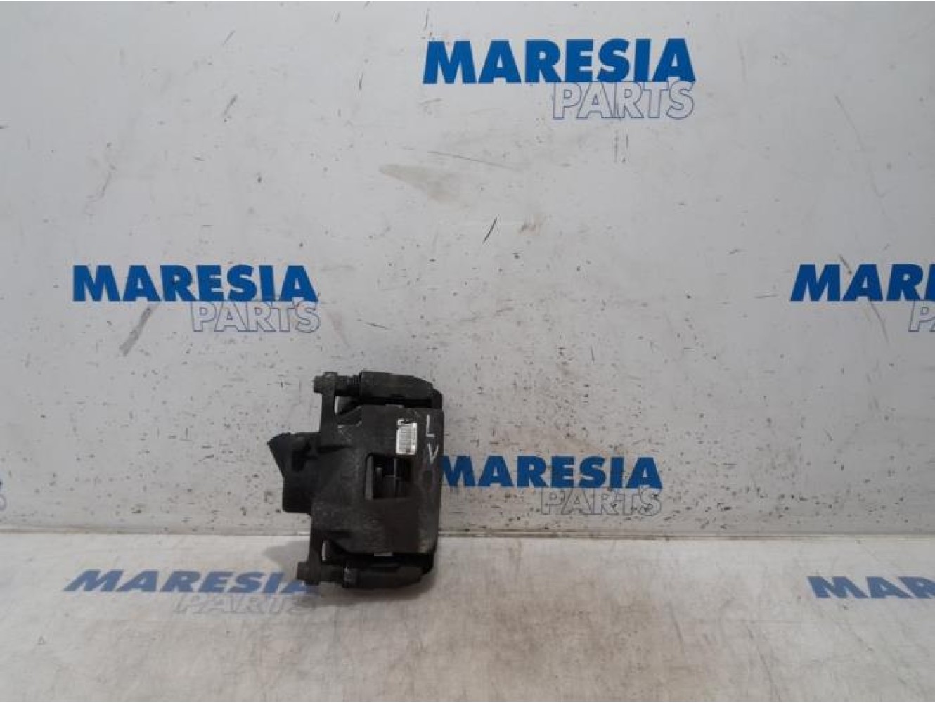 Citroen - C4 Cactus - Front brake calliper, left
