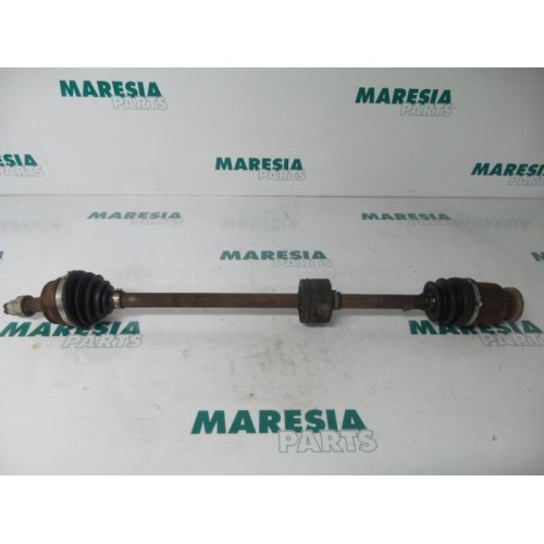 Fiat - Punto - Front drive shaft, right