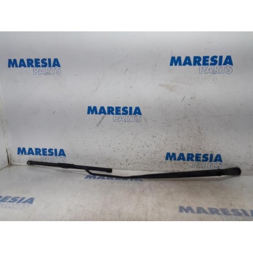 Citroen - C3 - Front wiper arm