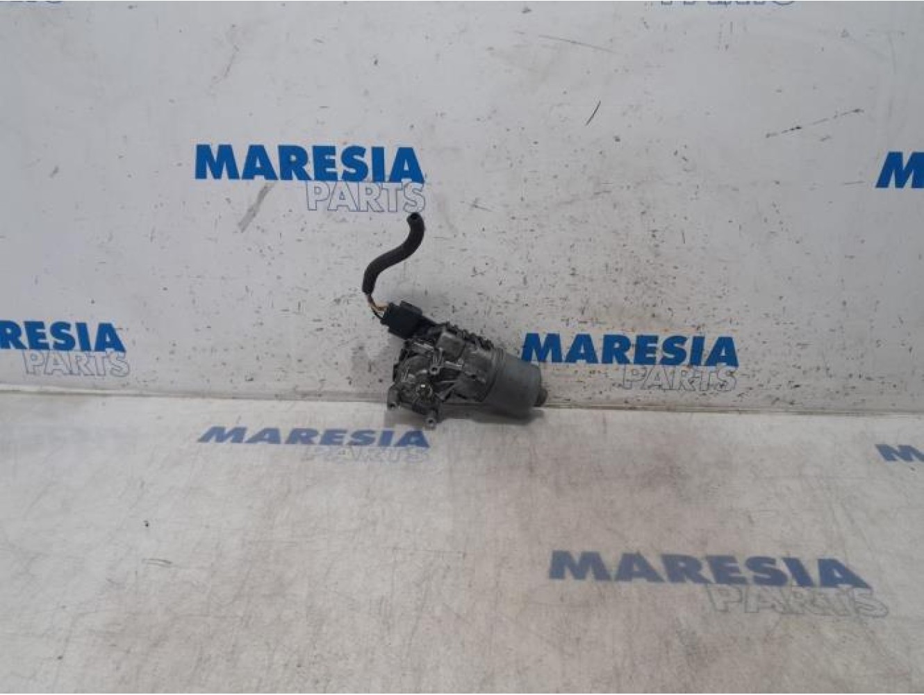 Fiat - Doblo - Front wiper motor