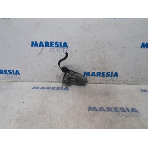 Fiat - Doblo - Front wiper motor