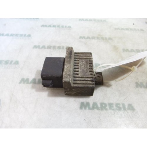 Renault - Laguna - Glow plug relay