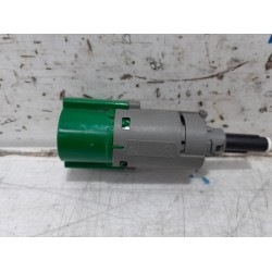 Citroen - Jumpy - Brake light switch