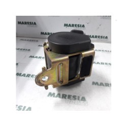 Peugeot - 607 - Rear seatbelt, centre