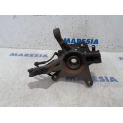 Renault - Captur - Knuckle, front right