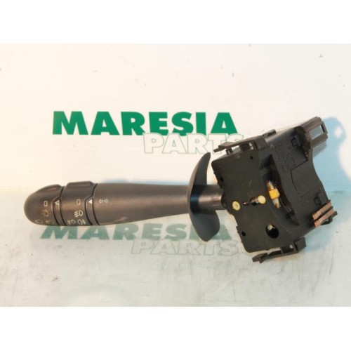 Renault - Laguna - Indicator switch
