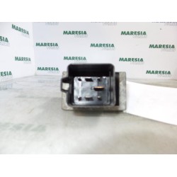 Renault - Laguna - Glow plug relay