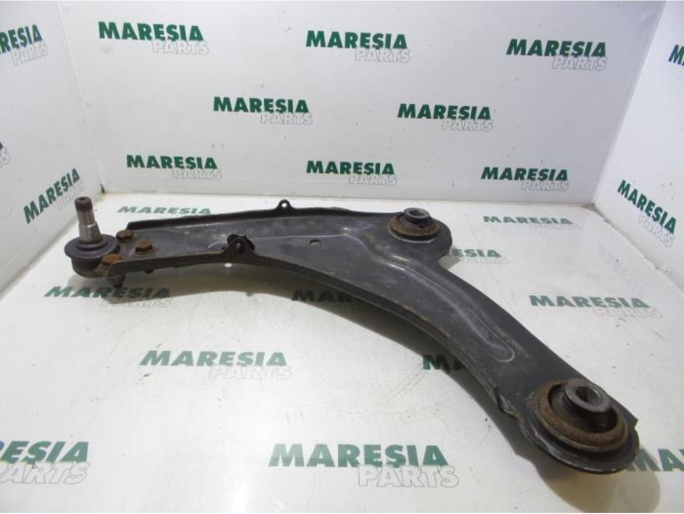 Renault - Laguna - Querlenker unten links vorne