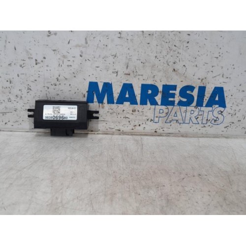 Citroen - DS3 - Central door locking module