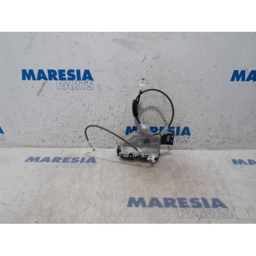 Opel - Vivaro - Door lock mechanism 2-door, right