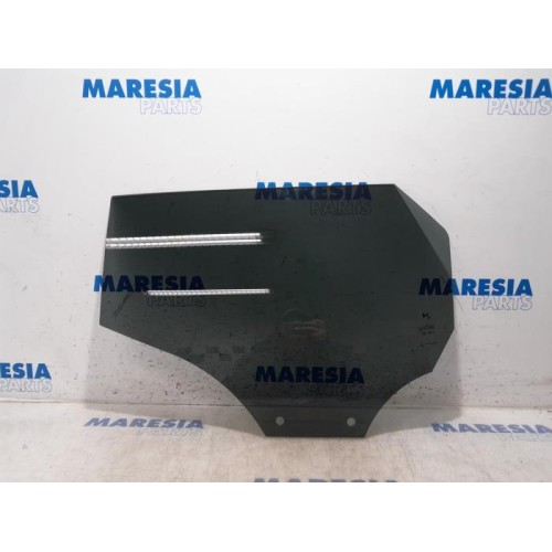 Citroen - DS3 - Rear door window 4-door, left