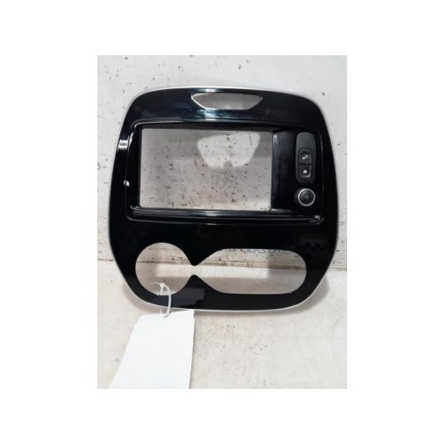 Renault - Captur - Radio omlijsting