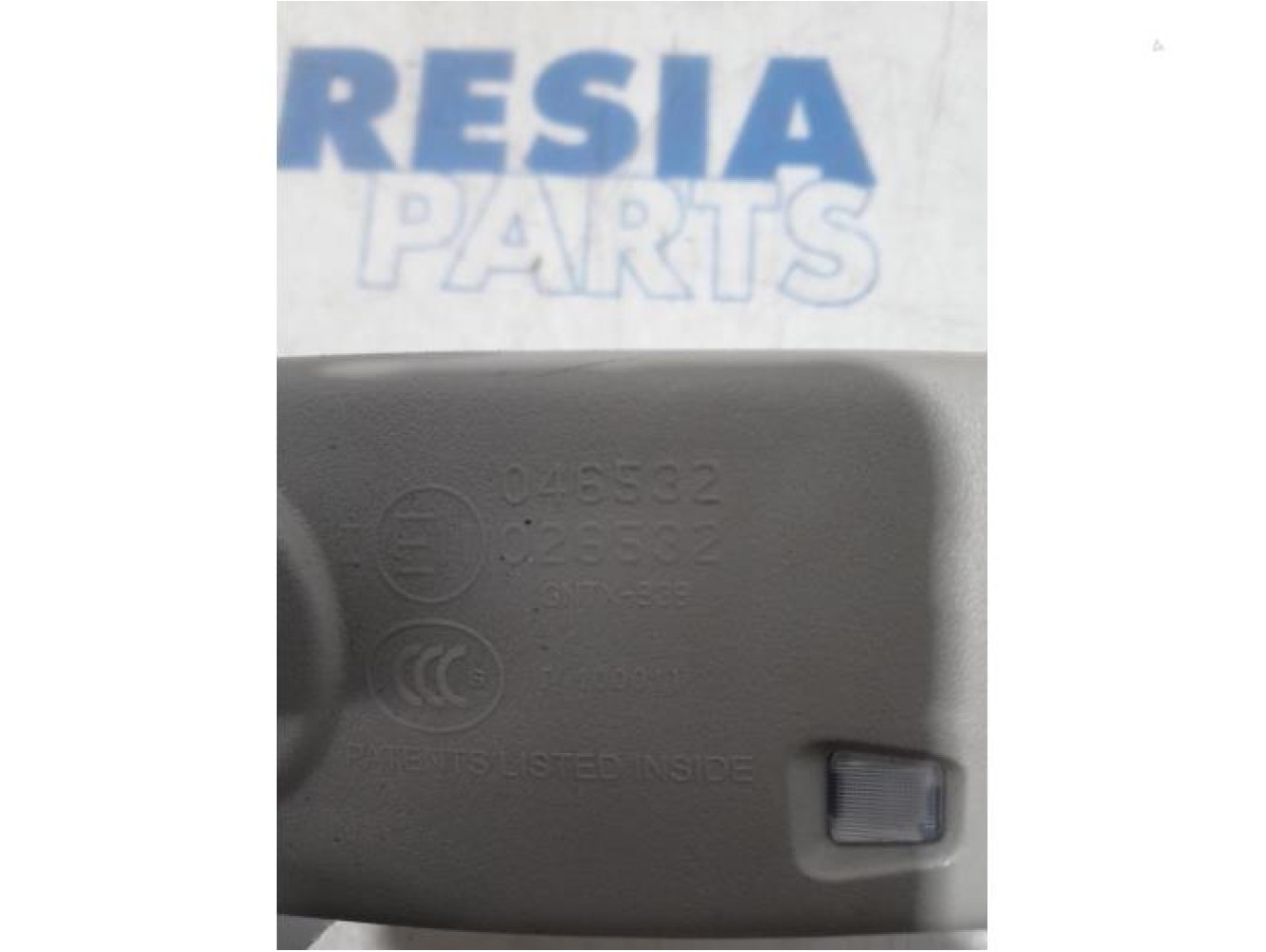 Renault - Captur - Rear view mirror