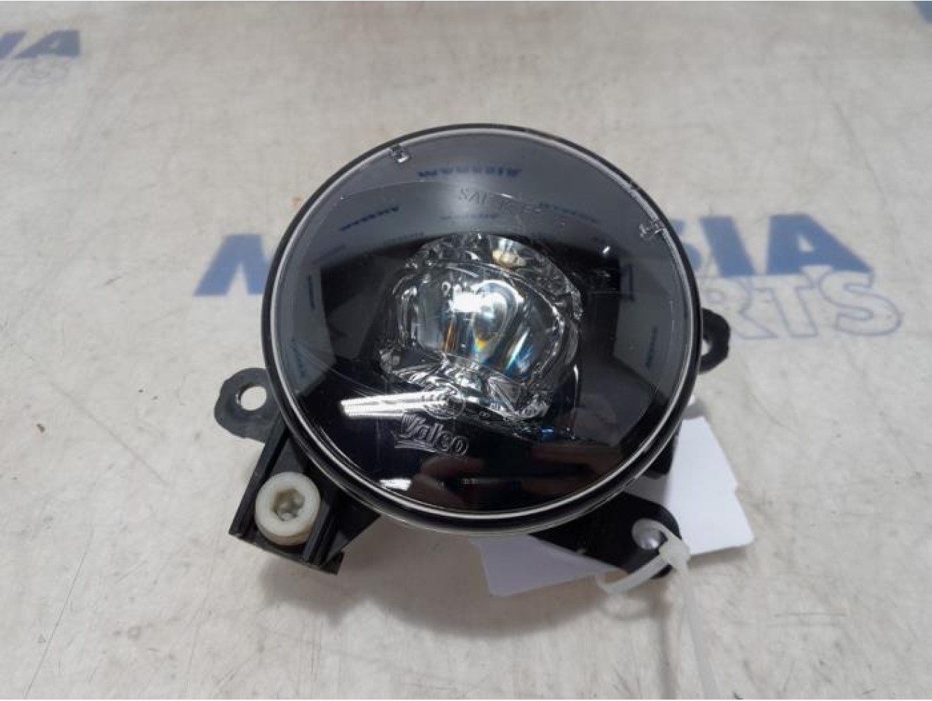 Renault - Captur - Fog light, front left