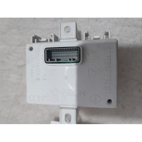Renault - Captur - Navigatie Module