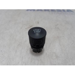 Renault - Captur - Start/stop switch