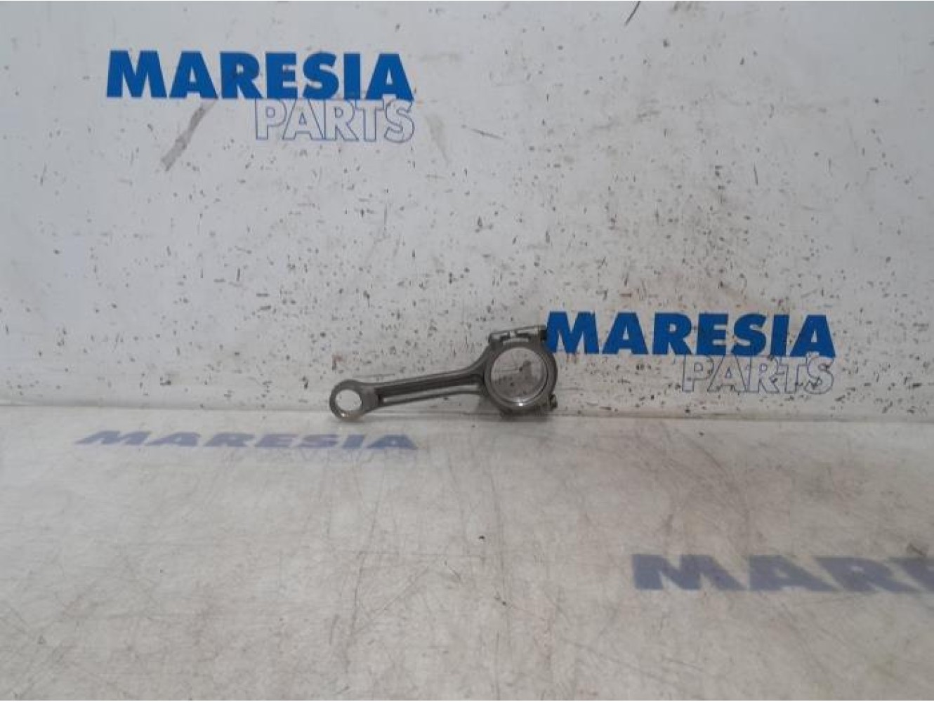 Renault - Clio - Connecting rod