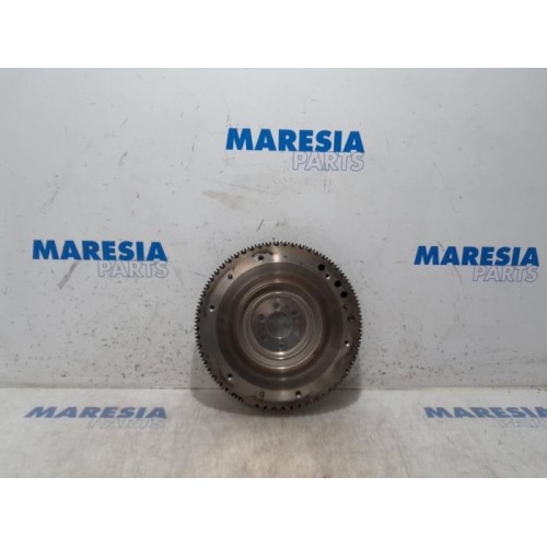 Renault - Clio - Flywheel