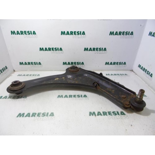 Renault - Laguna - Front lower wishbone, right