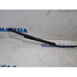Fiat - Punto - Front wiper arm