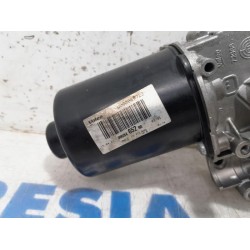 Opel - Vivaro - Front wiper motor