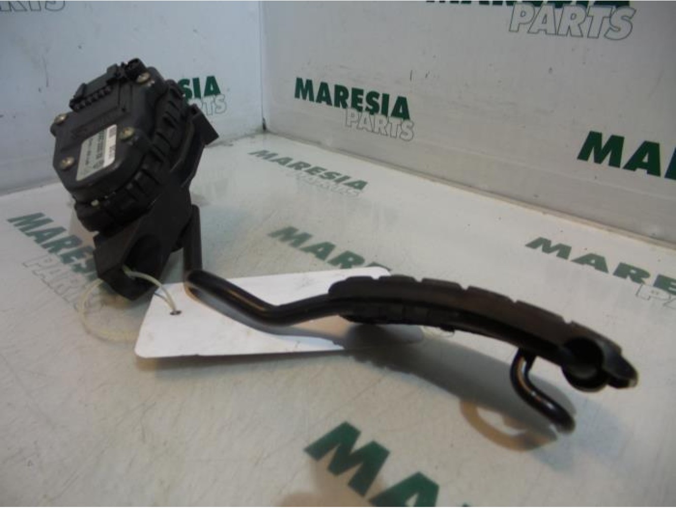 Renault - Laguna - Throttle pedal position sensor