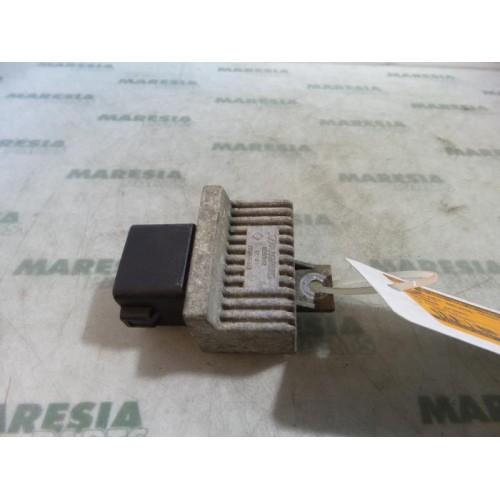 Renault - Megane Scenic - Glow plug relay