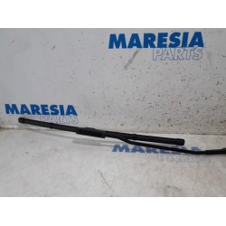 Opel - Vivaro - Front wiper arm
