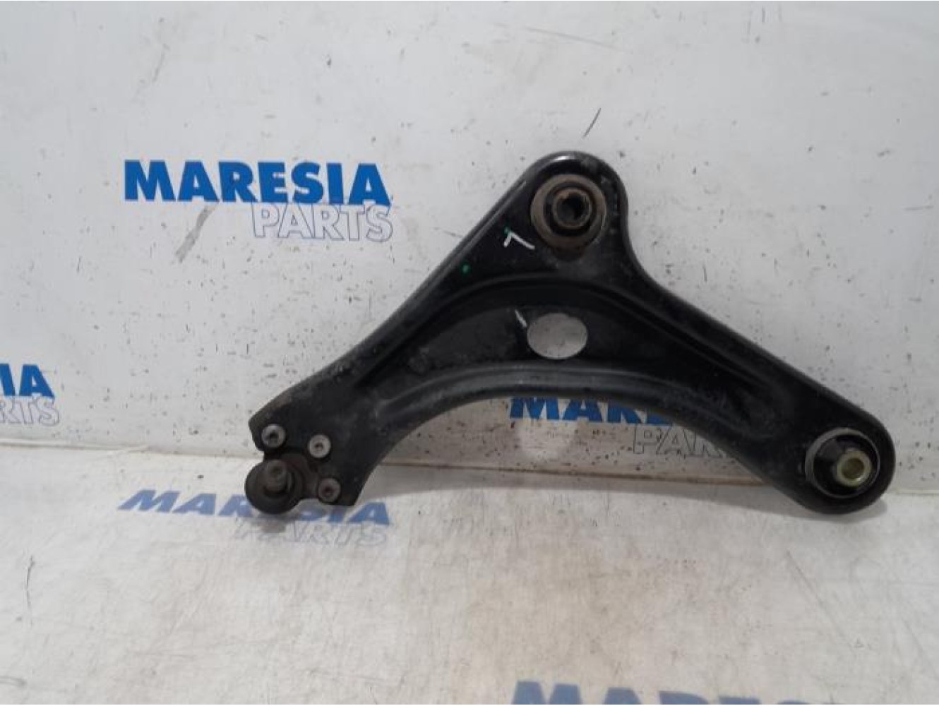 Citroen - C3 - Front lower wishbone, left