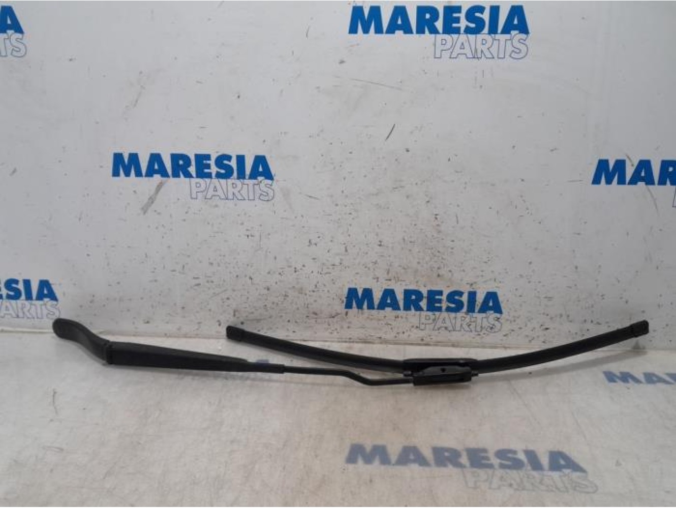 Citroen - C3 - Front wiper arm