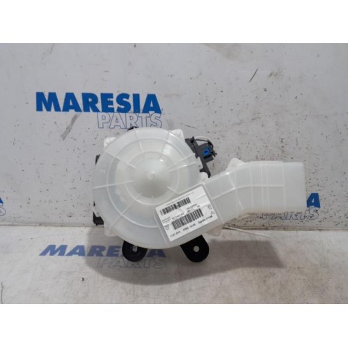 Citroen - C4 Grand Picasso - Heating and ventilation fan motor