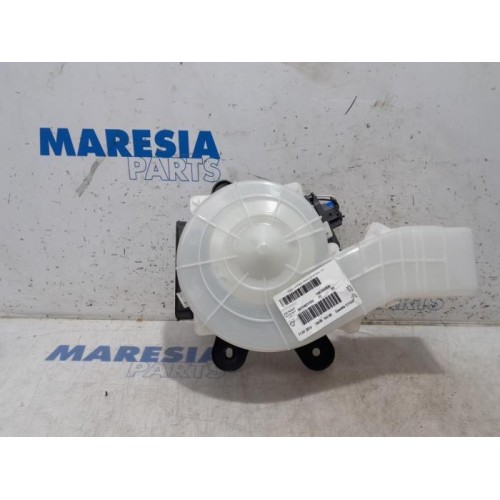 Citroen - C4 Grand Picasso - Heating and ventilation fan motor
