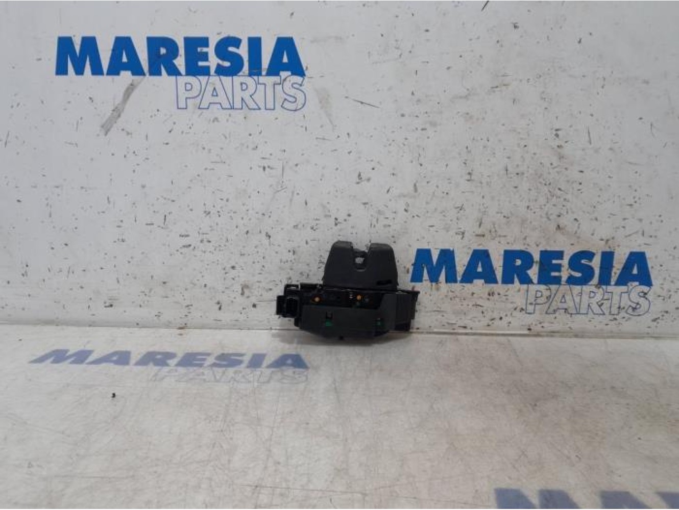 Citroen - C4 Grand Picasso - Tailgate lock mechanism