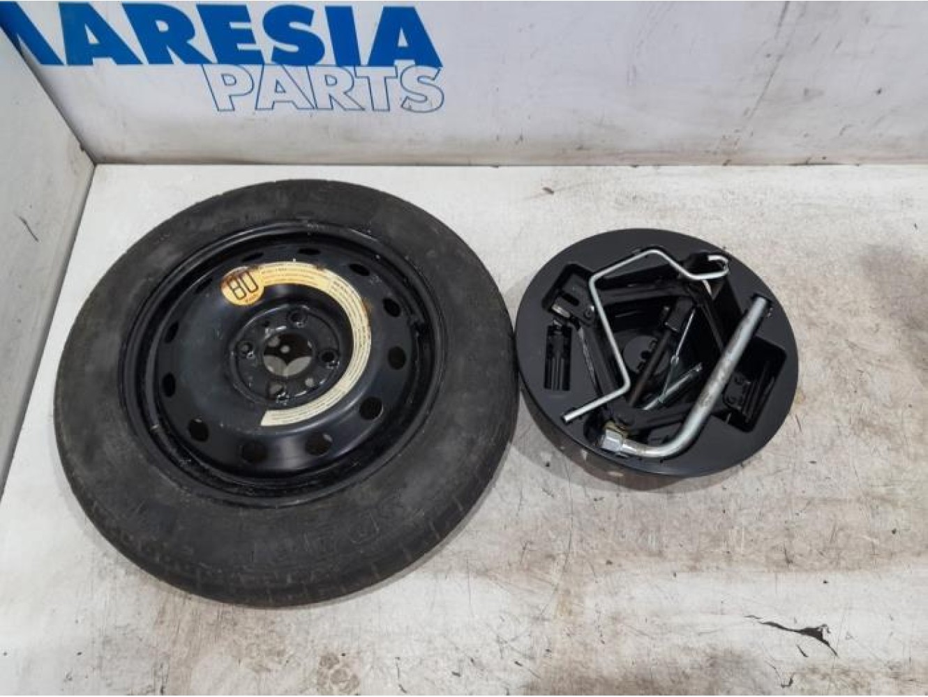 Fiat - 500 - Krikset + reservewiel
