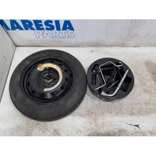 Fiat - 500 - Krikset + reservewiel