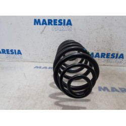 Opel - Vivaro - Rear coil spring